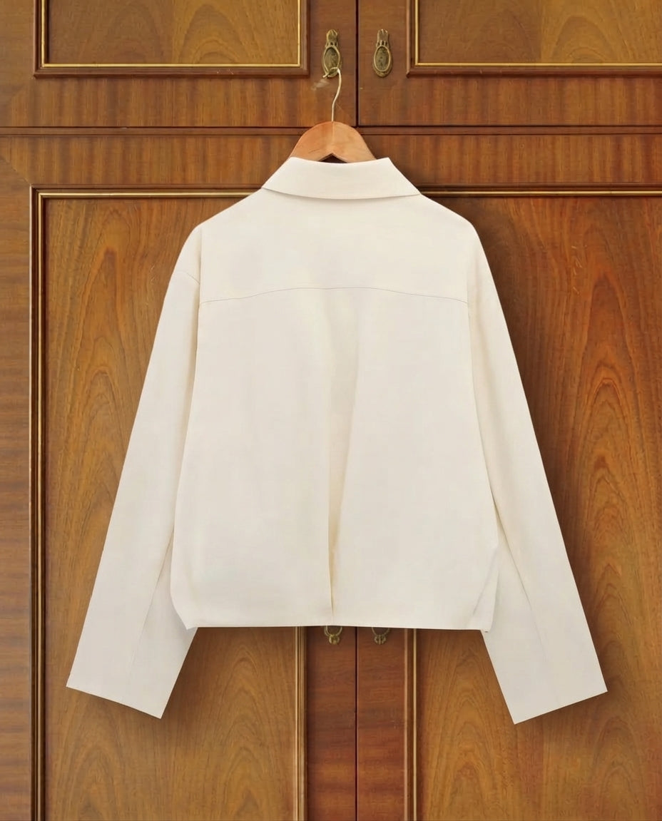 Women's Casual Solid Color Zipper Jacket Women's Streetwear with Lapel and Pockets Long Sleeve Plain Pleated Women's Outerwear Fashionable Bomber Jacket